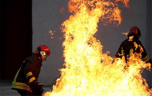 “雙十一”小心爆倉變“爆”倉，天成控股智慧消防體系全面上線